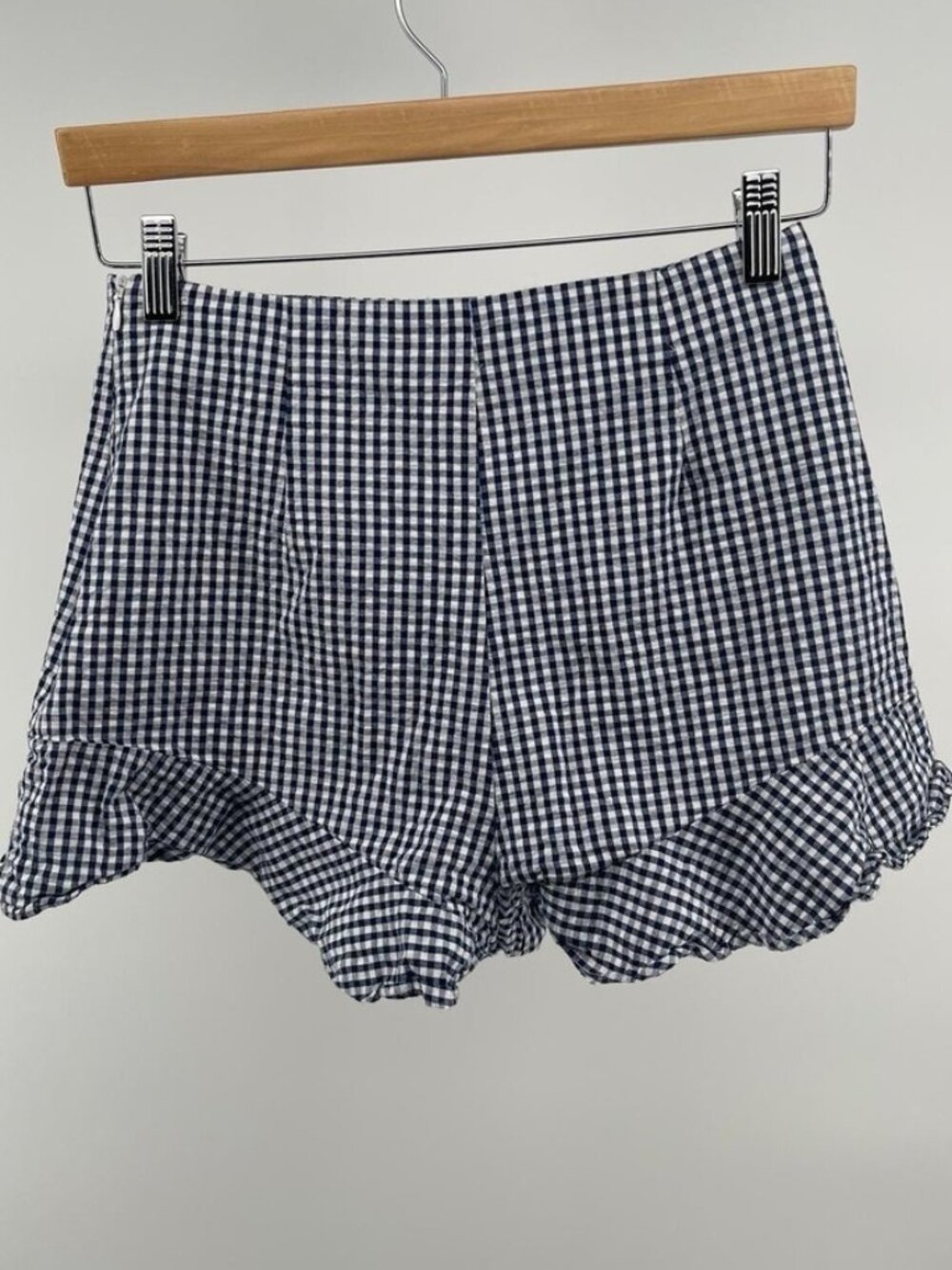 Black & White Short Womens
